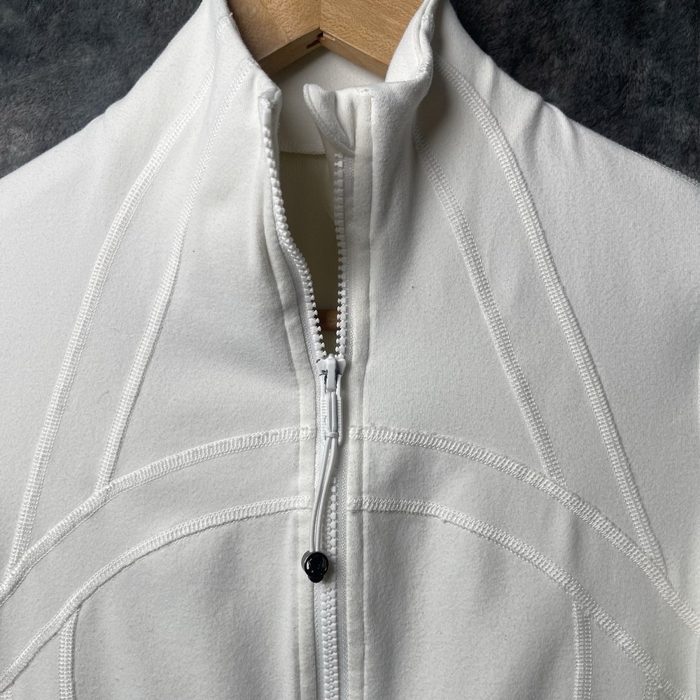 Lululemon Define Jacket White Full Zip Slim Fit Performance Athletic Size 6 - Picture 2 of 8